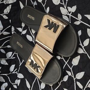 New Michael Kors Sandals - Gold Size 8.5 Women's Slip On